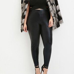 CHICO'S BLACK FAUX LEATHER SKINNY LEGGINGS